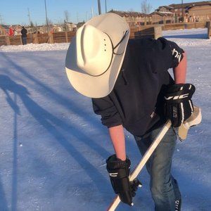 Meet your Posher, Dominik